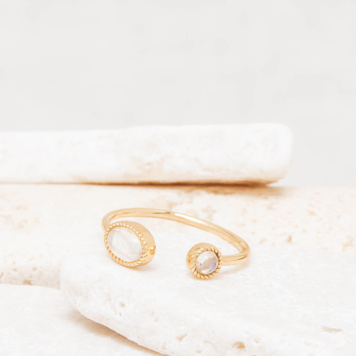 Bague Claire Pierre De Lune Blanche