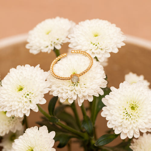 Bague Mini Camelia Aigue-Marine Milky