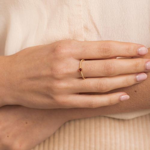 Bague Mini Camelia Grenat