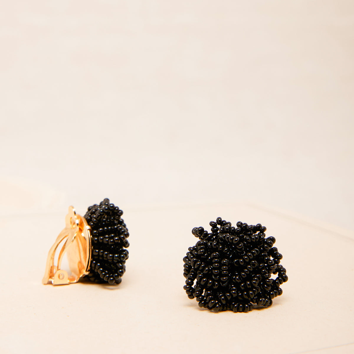 Clips D'Oreilles Phybie Noir
