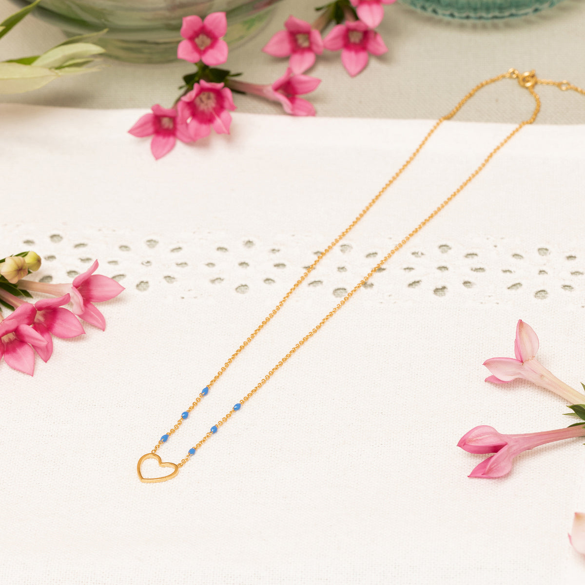 Collier Coeur Bleu Electrique