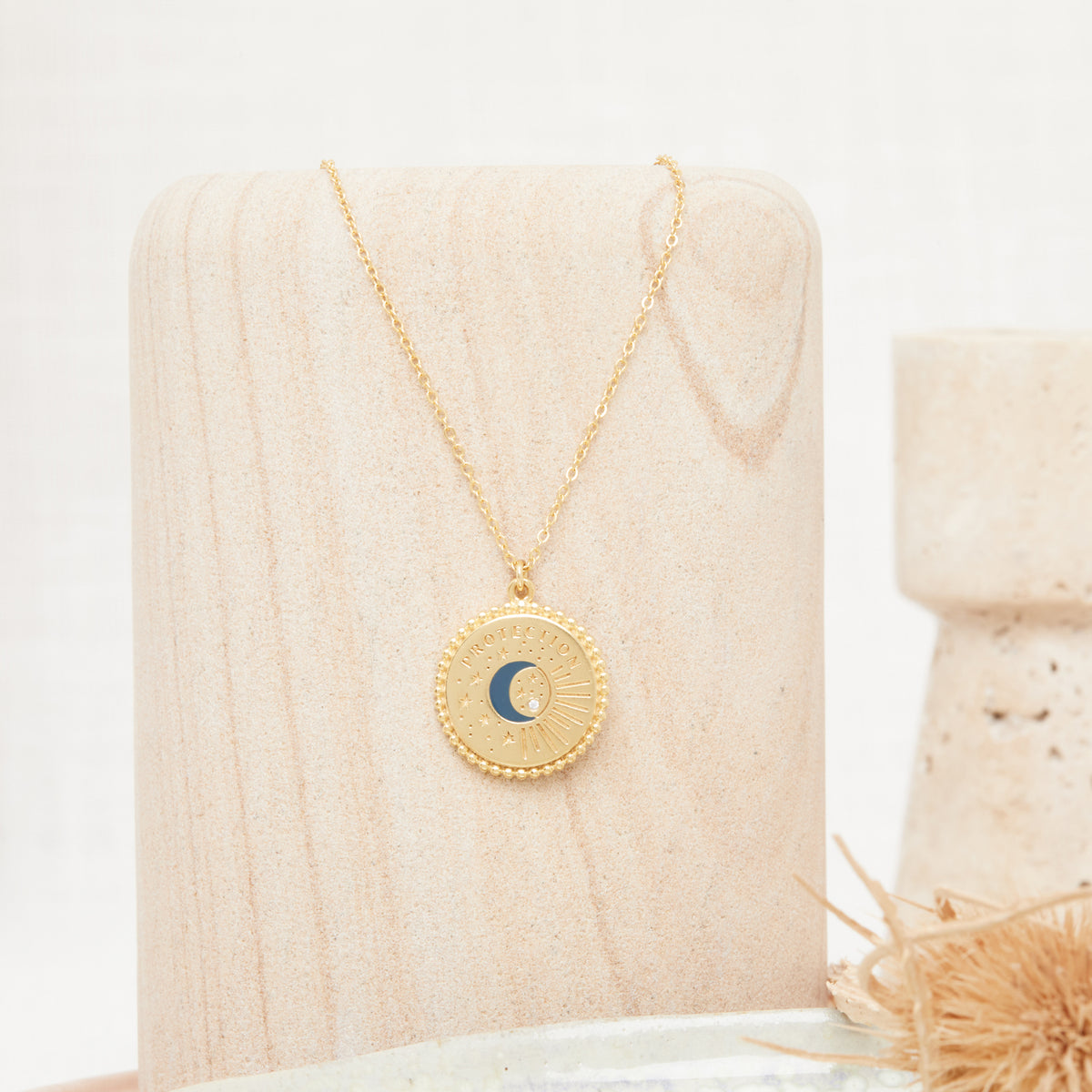 Collier Protection Oman