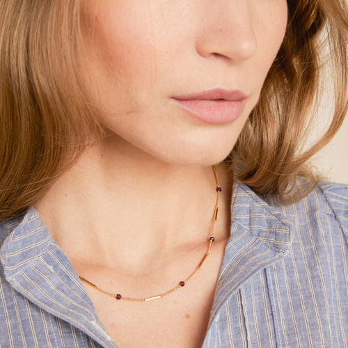 Collier Gaela Grenat
