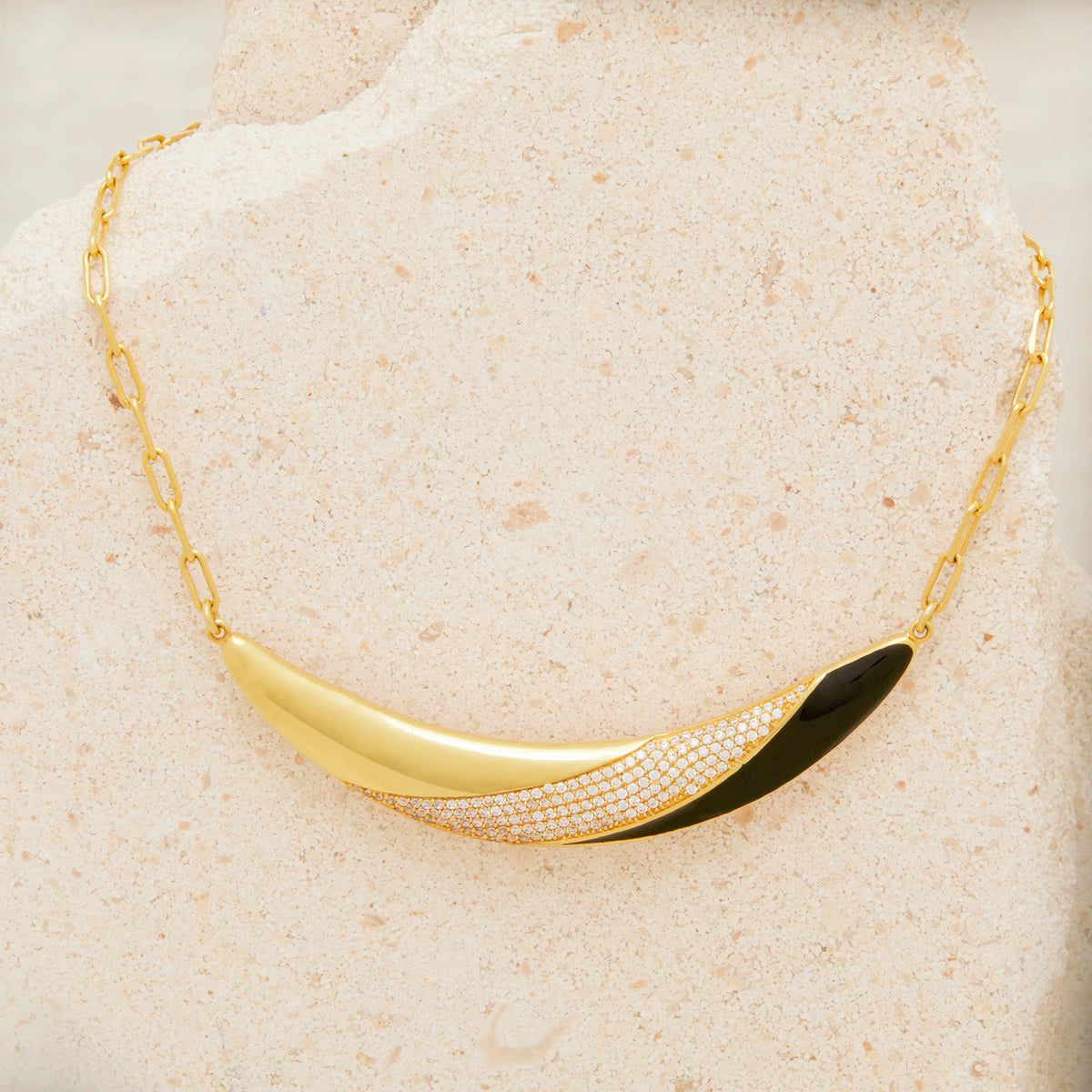 Collier Sue Noir