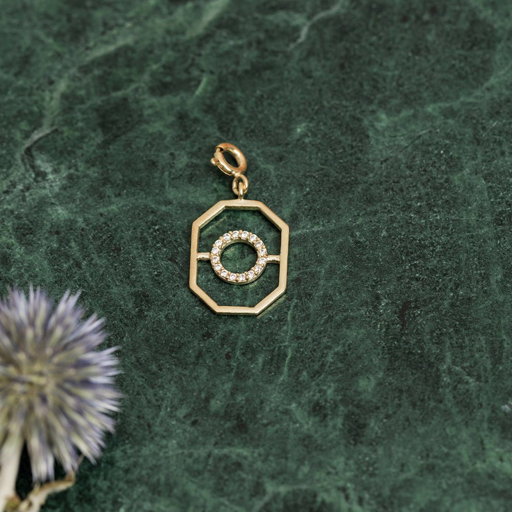 Pendentif O  Or